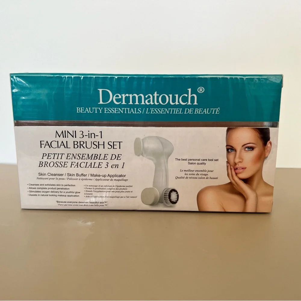 Dermatouch Beauty Essentials Mini 3-in-1 Facial Brush Set